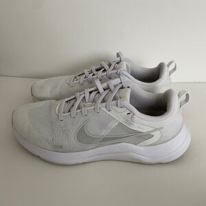 NIKE RUNNING SHOES DOWNSHIFTER 12 WHITE SNEAKERS SWOOSH CASUAL